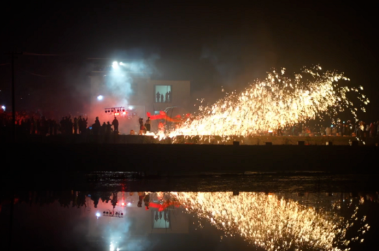 一碗刨豬湯的沸騰密碼：鄉(xiāng)愁、溫情與文旅的雙向奔赴